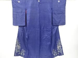 アンティーク　時代衣裳菊に竹笹模様刺繍三つ紋着物